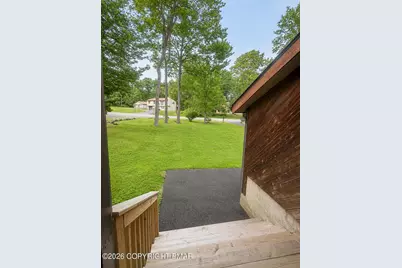  6137 Victoria Drive, Tobyhanna, PA 18466 - Photo 5