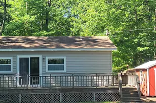 202 Fern Ridge Rd, Blakeslee, PA 18610 - Photo 1