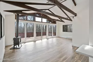 530 Maple Ridge Dr, Hawley, PA 18428 - Photo 13