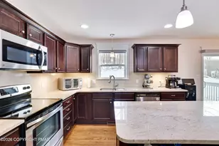 320 Reagan Dr, East Stroudsburg, PA 18301 - Photo 5