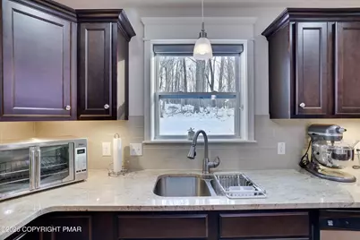  320 Reagan Drive, East Stroudsburg, PA 18301 - Photo 7