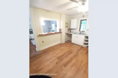 447 Center Avenue, Jim Thorpe, PA 18229 - Photo 3