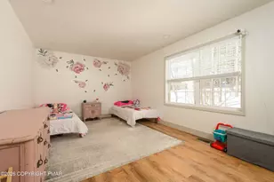2115 Hemlock Ln, East Stroudsburg, PA 18302 - Photo 23