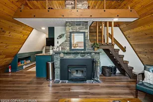 2394 Overlook Ln, Pocono Pines, PA 18350 - Photo 5