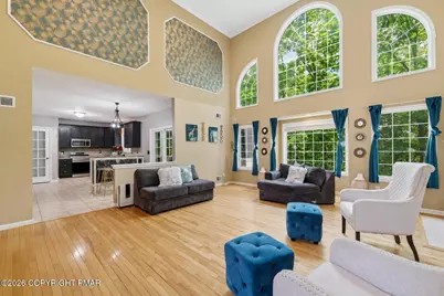  114 Hilda Court, East Stroudsburg, PA 18301 - Photo 5