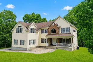 114 Hilda Ct, East Stroudsburg, PA 18301 - Photo 1