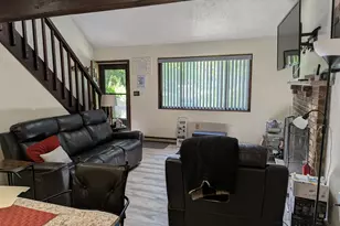114 Oxford St, Bushkill, PA 18324 - Photo 3