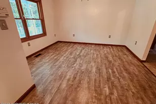 2536 Yellowstone Dr, Blakeslee, PA 18610 - Photo 5