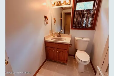  2536 Yellowstone Drive, Blakeslee, PA 18610 - Photo 9