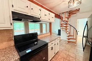 111 Red Maple Ln, Tobyhanna, PA 18466 - Photo 9