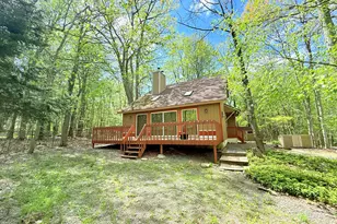 111 Red Maple Ln, Tobyhanna, PA 18466 - Photo 1