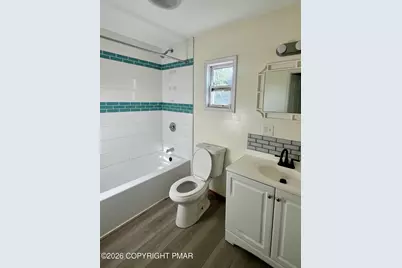  742 Donnelly Street, Duryea, PA 18642 - Photo 5