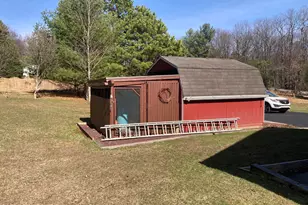 199 Five Springs Rd, Stroudsburg, PA 18360 - Photo 13