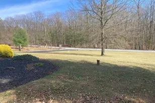 199 Five Springs Rd, Stroudsburg, PA 18360 - Photo 19