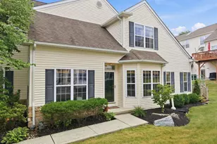 124 Willow Dr, Easton, PA 18045 - Photo 1
