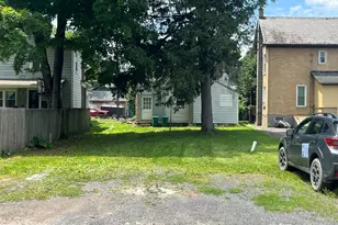 202 N Courtland St, East Stroudsburg, PA 18301 - Photo 11