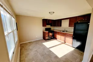 10 Adams St, East Stroudsburg, PA 18301 - Photo 3