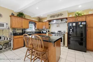 252 Chestnut Rd, Pocono Lake, PA 18347 - Photo 11