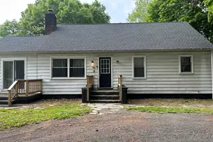 355 E Brown St, East Stroudsburg, PA 18301 - Photo 3