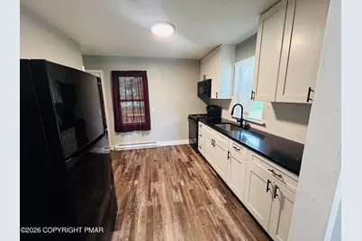  355 E Brown Street, East Stroudsburg, PA 18301 - Photo 7