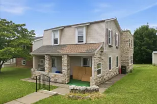 1839 6th St, Bethlehem, PA 18020 - Photo 3