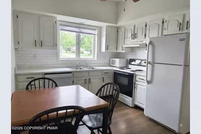  717 Main Street, Stroudsburg, PA 18360 - Photo 5