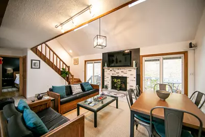  115 Sterling Circle, Bushkill, PA 18324 - Photo 3