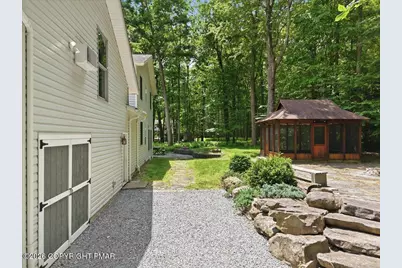  291 Berry Lane, Pocono Lake, PA 18347 - Photo 95