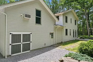 291 Berry Ln, Pocono Lake, PA 18347 - Photo 93
