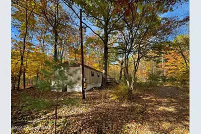  228 Victory Lane, Stroudsburg, PA 18360 - Photo 5