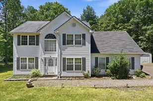 1025 Juno Dr, Effort, PA 18330 - Photo 3