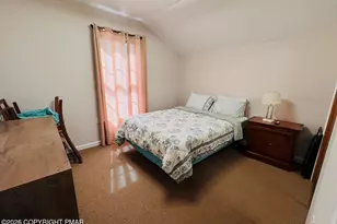 215 Spicebush Dr, East Stroudsburg, PA 18301 - Photo 17