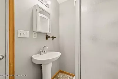  186 Sky Hawk Trail, Scotrun, PA 18355 - Photo 33