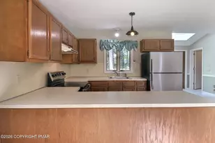 621 Glen Cir Dr, Tobyhanna, PA 18466 - Photo 9