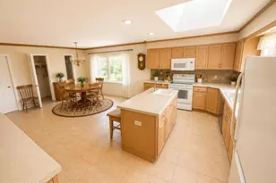 1551 Lakeview Dr, White Haven, PA 18661 - Photo 13