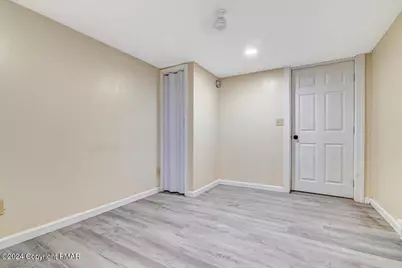  277 S Courtland Street, East Stroudsburg, PA 18301 - Photo 29