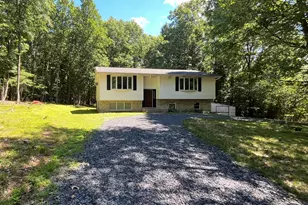 265 Sundance Rd, Effort, PA 18330 - Photo 1