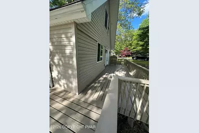  838 Country Place Drive, Tobyhanna, PA 18466 - Photo 9
