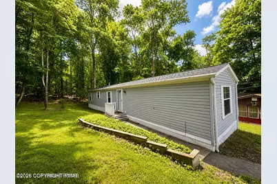  185 Bartion Court # 4, Bartonsville, PA 18321 - Photo 1