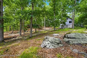 133 Oxford St, Bushkill, PA 18324 - Photo 35