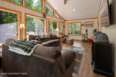  304 Long View Lane, Pocono Pines, PA 18350 - Photo 25