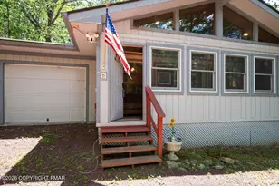 304 Long View Ln, Pocono Pines, PA 18350 - Photo 3