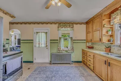  33 Pine Street, Lehighton, PA 18235 - Photo 3