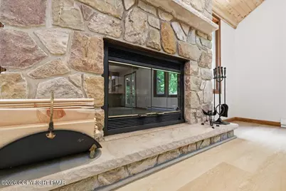  4366 Skyline Drive, Canadensis, PA 18325 - Photo 13