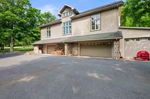 917 Lower Cherry Valley Rd, Stroudsburg, PA 18360 - Photo 33