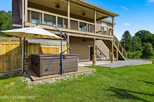 2432 Rimrock Dr, Stroudsburg, PA 18360 - Photo 13