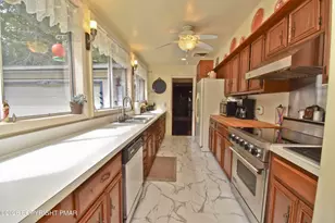 148 Tree Line Dr, East Stroudsburg, PA 18301 - Photo 13