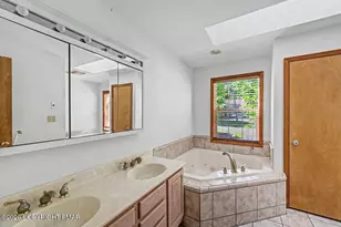 121 Brandyshire Dr, Tamiment, PA 18371 - Photo 37