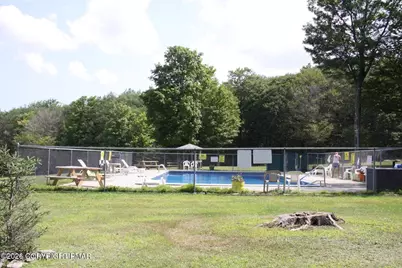  133 Mountain Dr, Greentown, PA 18426 - Photo 31