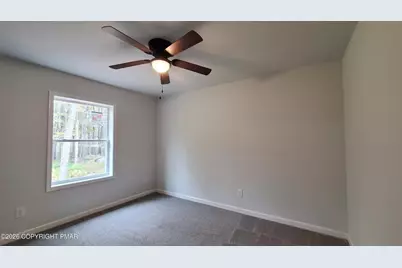  133 Mountain Dr, Greentown, PA 18426 - Photo 19